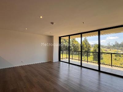 Apartamento en venta en Envigado, Envigado · foto 2 de 19
