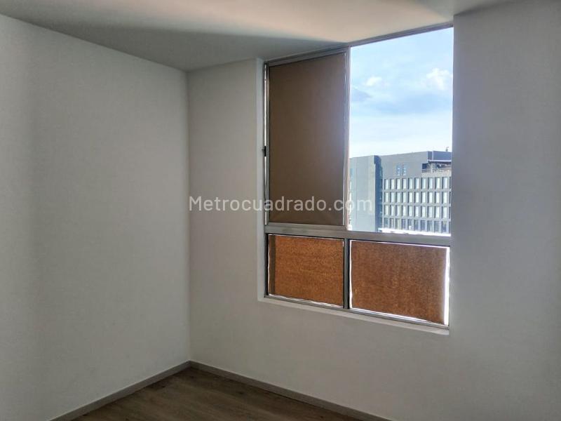 Apartamento de 2 Alcobas con Piscina en El Poblado - 9