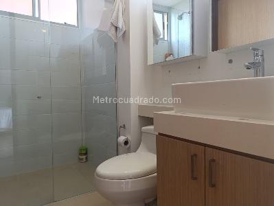 Apartamento de 2 alcobas en venta en El Poblado, Medellín, 119 m² · foto 16 de 20