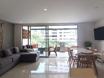 Apartamento de 2 alcobas en venta en El Poblado, Medellín, 119 m² · foto 2 de 20