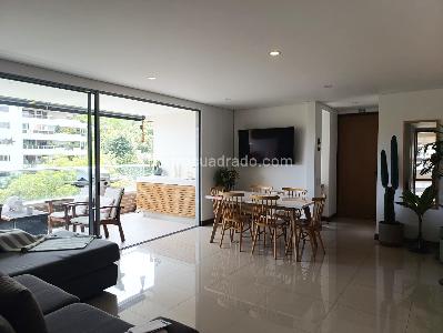 Apartamento de 2 alcobas en venta en El Poblado, Medellín, 119 m² · foto 3 de 20