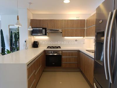 Apartamento de 2 alcobas en venta en El Poblado, Medellín, 119 m² · foto 8 de 20