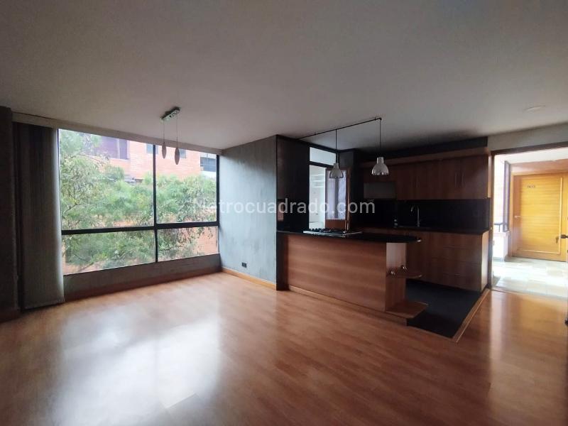 2BR Apartment with Green Areas in El Poblado