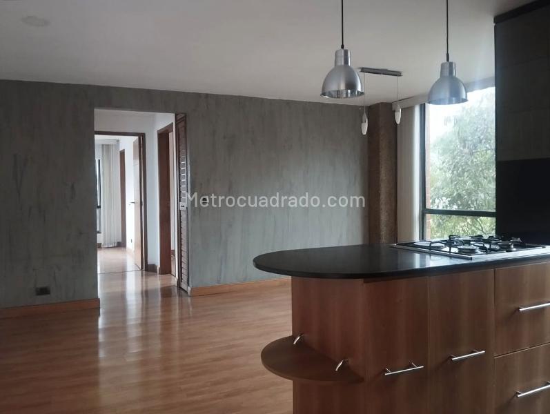 2BR Apartment with Green Areas in El Poblado - 3