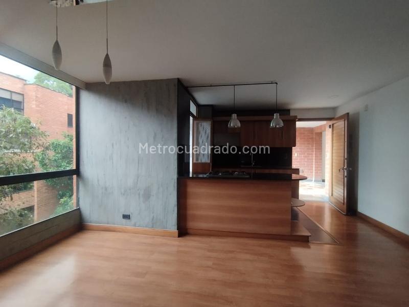 2BR Apartment with Green Areas in El Poblado - 7