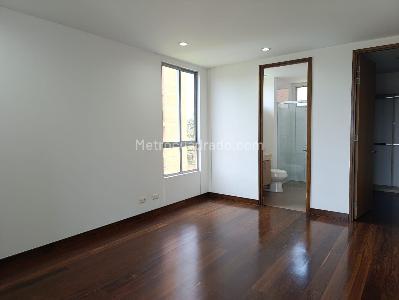 Apartamento de 2 alcobas en venta en El Poblado, Medellín, 119 m² · foto 9 de 16