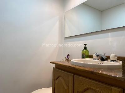 Apartamento de 3 alcobas en venta en El Poblado, Medellín, 182 m² · foto 16 de 20