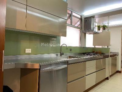 Apartamento de 3 alcobas en venta en El Poblado, Medellín, 182 m² · foto 6 de 20