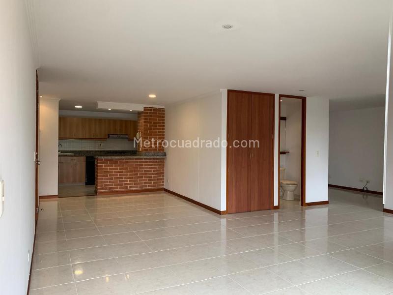 Modern 2BR Apartment Near Supermarkets in El Poblado - 2