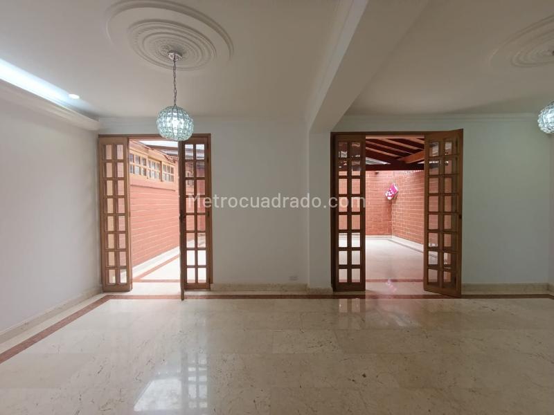 Casa – Medellín, Alejandría, El Poblado - Vista 2