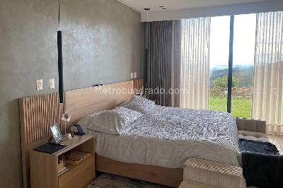Casa de 3 alcobas en venta en Envigado, Envigado, 245 m² · foto 13 de 19