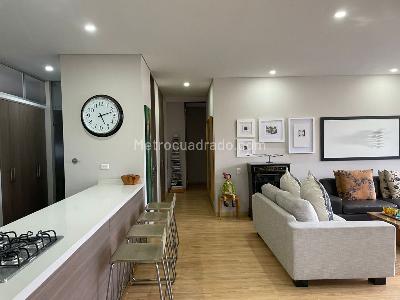 Apartamento de 2 alcobas en venta en Alejandría, Medellín, 143 m² · foto 4 de 16