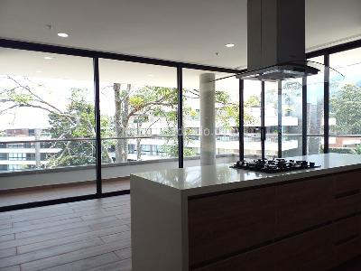 Apartamento en venta en Envigado, Envigado · foto 3 de 20