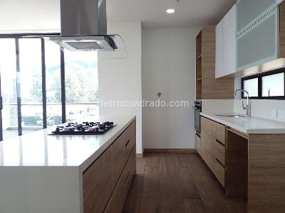 Apartamento en venta en Envigado, Envigado · foto 7 de 20