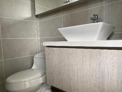 Apartamento de 2 alcobas en arriendo en Envigado, Envigado, 80 m² · foto 15 de 18