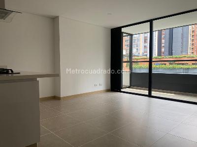 Apartamento de 2 alcobas en arriendo en Envigado, Envigado, 80 m² · foto 2 de 18