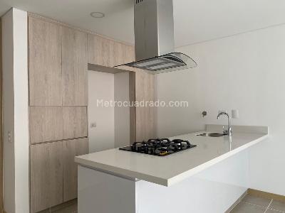 Apartamento de 2 alcobas en arriendo en Envigado, Envigado, 80 m² · foto 9 de 18