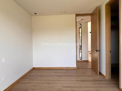 Casa de 4 alcobas en venta en Rionegro, Rionegro, 390 m² · foto 13 de 19