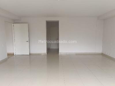 Apartamento de 3 alcobas en venta en El Poblado, Medellín, 380 m² · foto 8 de 19