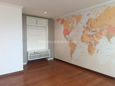 Casa de 3 alcobas en venta en El Poblado, Medellín, 289 m² · foto 11 de 19