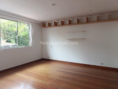 Casa de 3 alcobas en venta en El Poblado, Medellín, 289 m² · foto 14 de 19