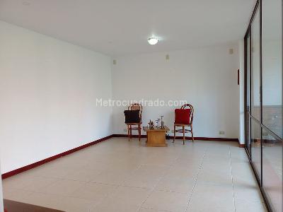 Casa de 3 alcobas en venta en Envigado, Envigado, 200 m² · foto 10 de 20