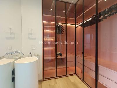 Apartamento de 1 alcoba en arriendo en El Poblado, Medellín, 86 m² · foto 18 de 19