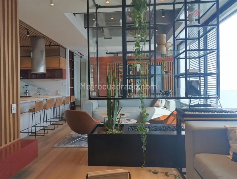 Estudio Amoblado de 1 Alcoba en El Poblado - 2