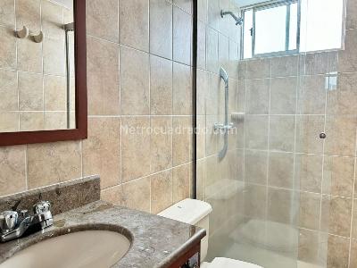 Apartamento de 3 alcobas en arriendo en Patio Bonito, Medellín, 92 m² · foto 13 de 14