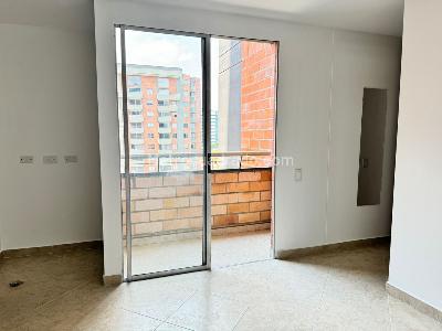 Apartamento de 3 alcobas en arriendo en Patio Bonito, Medellín, 92 m² · foto 7 de 14