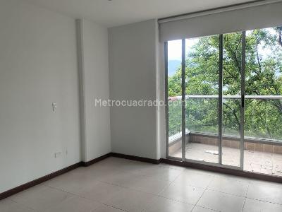 Apartamento de 3 alcobas en arriendo en Envigado, Envigado, 100 m² · foto 10 de 19