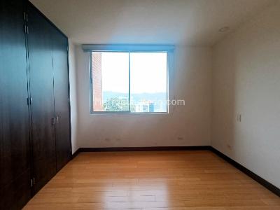 Apartamento en arriendo en El Poblado, Medellín · foto 11 de 19