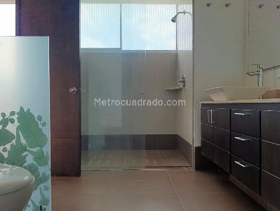 Apartamento en arriendo en El Poblado, Medellín · foto 17 de 19