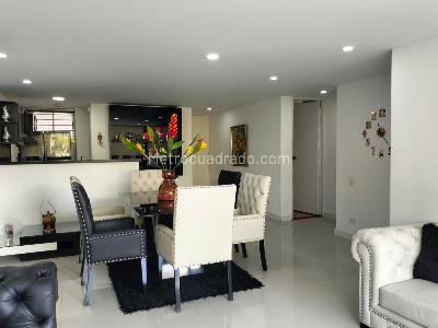 Apartamento de 2 alcobas en arriendo en Envigado, Envigado, 96 m² · foto 3 de 15