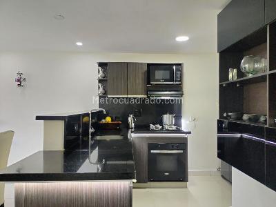 Apartamento de 2 alcobas en arriendo en Envigado, Envigado, 96 m² · foto 5 de 15