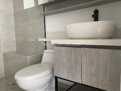 Apartamento de 2 alcobas en arriendo en Envigado, Envigado, 76 m² · foto 15 de 15