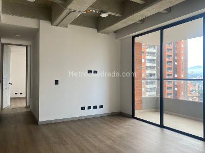 Apartamento de 2 alcobas en arriendo en Envigado, Envigado, 76 m² · foto 2 de 15