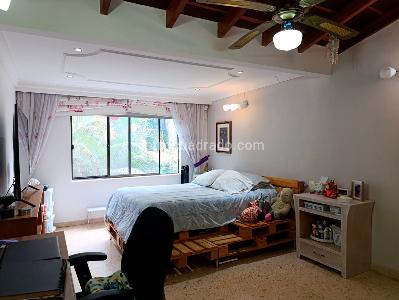 Casa de 3 alcobas en venta en El Poblado, Medellín, 240 m² · foto 13 de 20