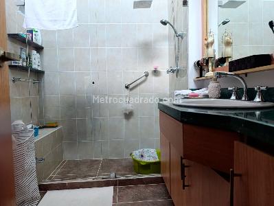 Casa de 3 alcobas en venta en El Poblado, Medellín, 240 m² · foto 17 de 20