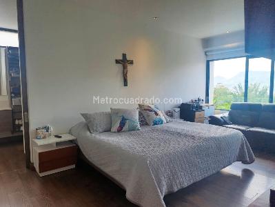 Apartamento de 2 alcobas en venta en El Poblado, Medellín, 129 m² · foto 10 de 20