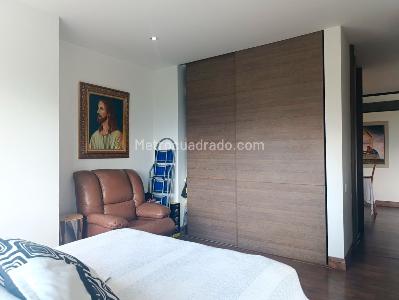 Apartamento de 2 alcobas en venta en El Poblado, Medellín, 129 m² · foto 13 de 20