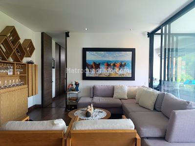 Apartamento de 2 alcobas en venta en El Poblado, Medellín, 129 m² · foto 4 de 20