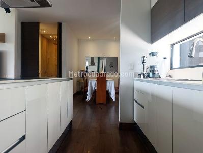 Apartamento de 2 alcobas en venta en El Poblado, Medellín, 129 m² · foto 8 de 20