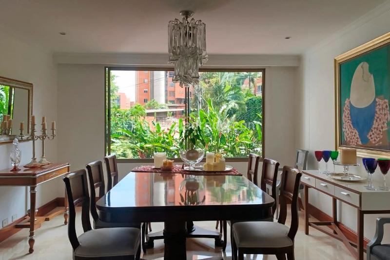 Spacious 3BR Apartment in El Poblado - 3
