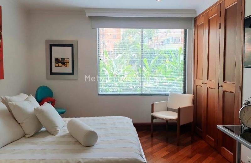 Spacious 3BR Apartment in El Poblado - 9