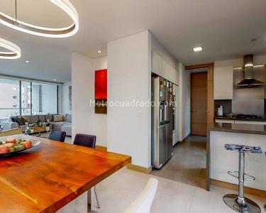 Apartamento de 3 alcobas en arriendo en El Poblado, Medellín, 186 m² · foto 7 de 12