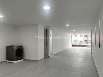 Apartamento en venta en Envigado, Envigado · foto 3 de 19