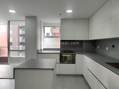 Apartamento en venta en Envigado, Envigado · foto 7 de 19