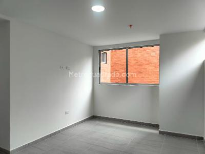 Apartamento en venta en Envigado, Envigado · foto 8 de 19