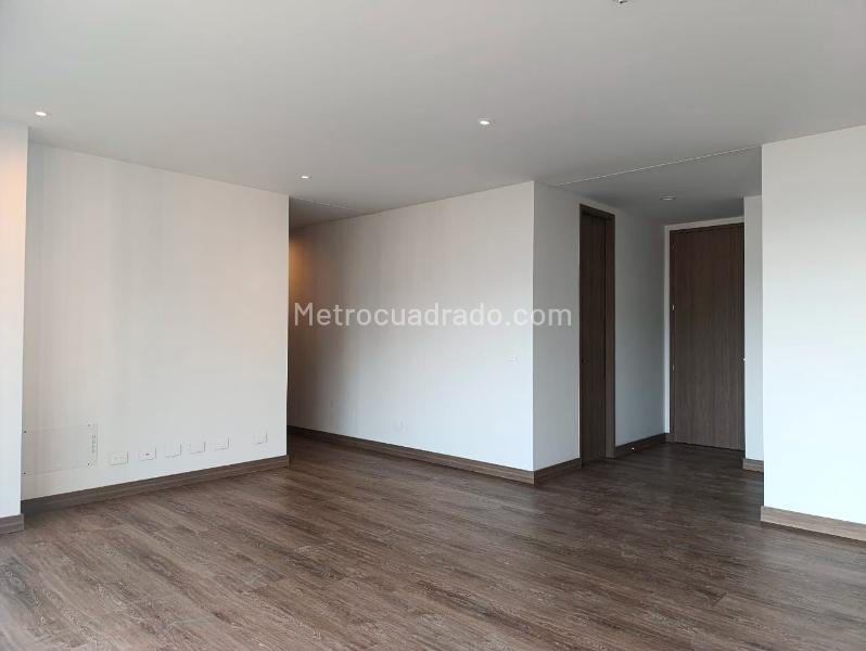 Modern 3BR Apartment with Terrace in El Poblado - 2